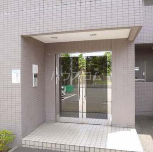 4/10 エントランス