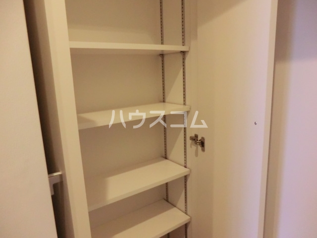 17/19 エントランス