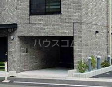 17/26 エントランス