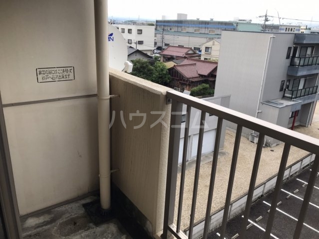 20/30 バルコニー