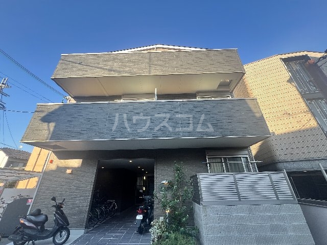 2/4 外観