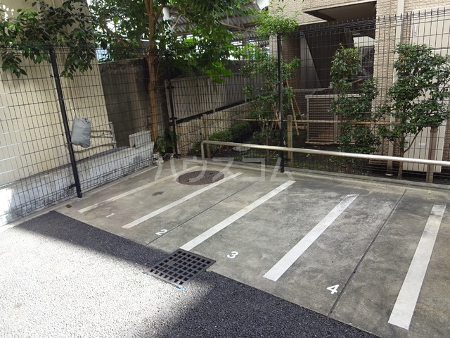 16/24 駐車場