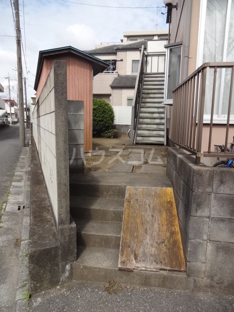 3/4 エントランス