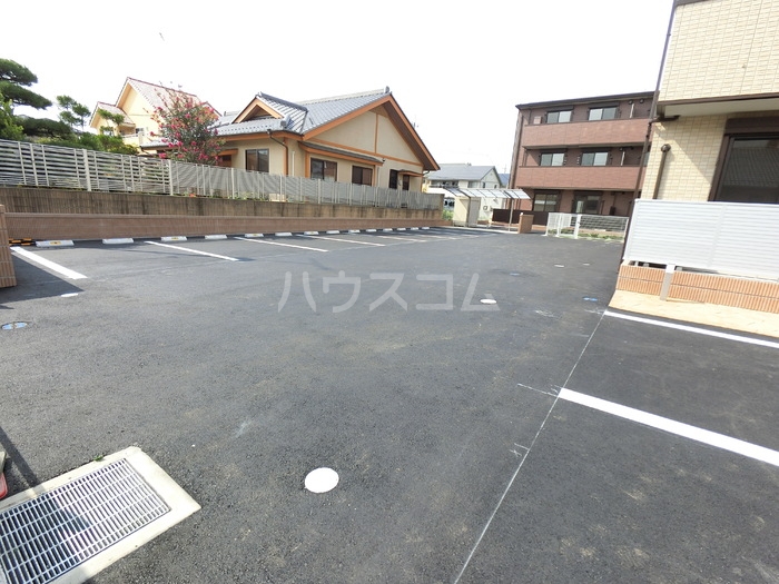 2/7 駐車場