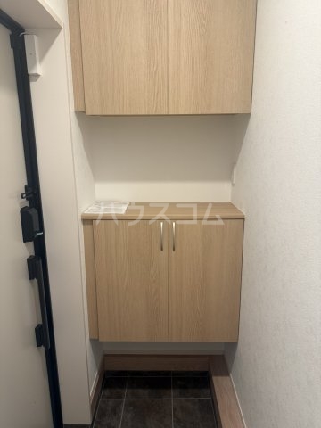 13/30 収納