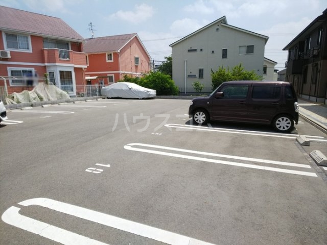 2/10 駐車場