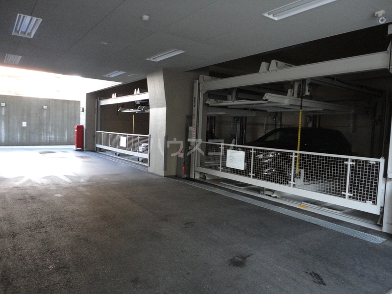 25/29 駐車場