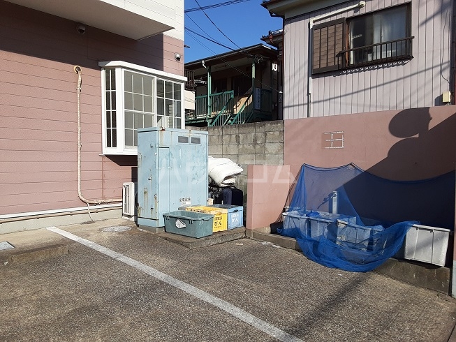 19/26 駐車場