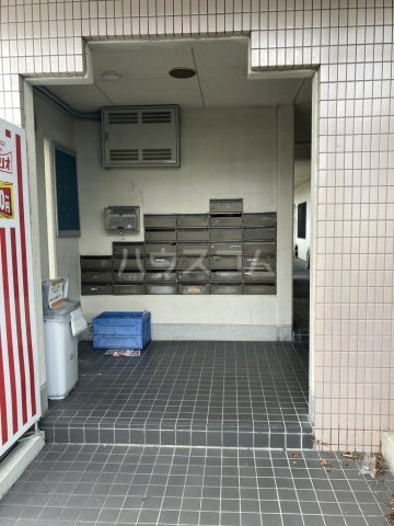 4/10 エントランス