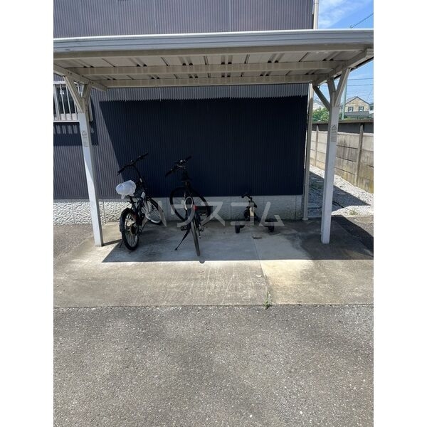 14/21 駐車場