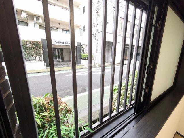 16/23 バルコニー