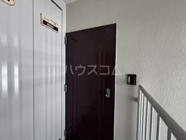 13/30 玄関