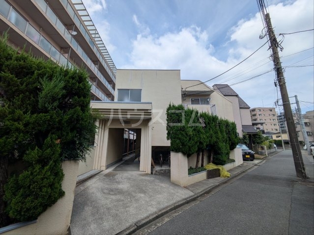 2/30 外観