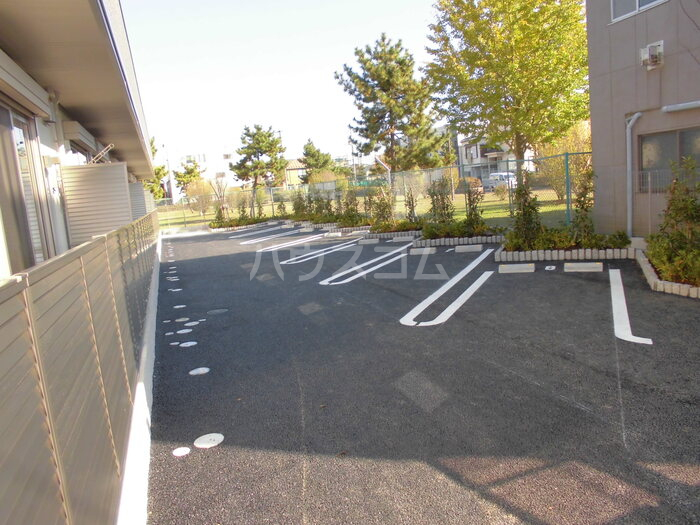 17/26 駐車場