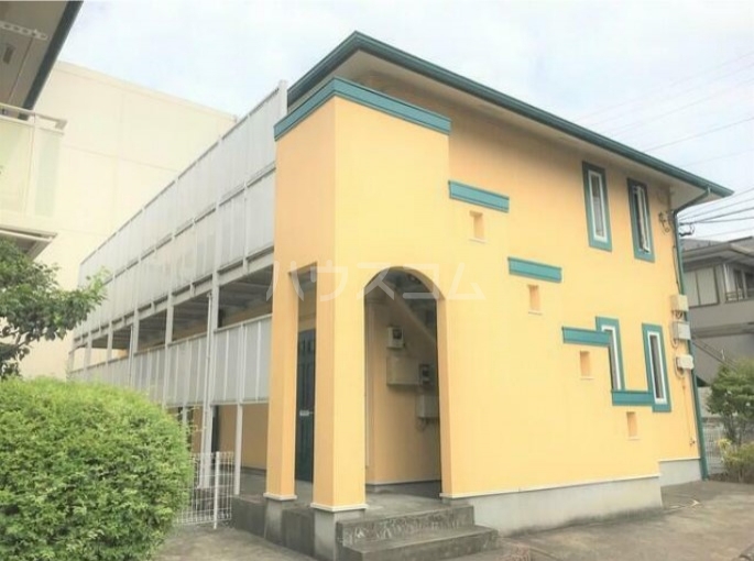 20/30 エントランス