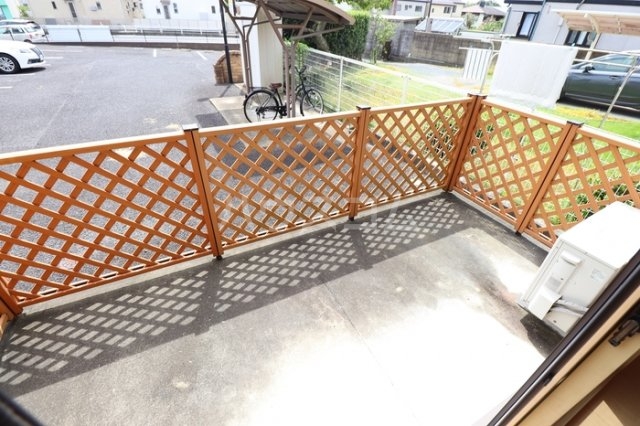 16/23 バルコニー