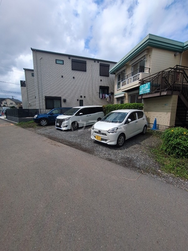 20/21 駐車場