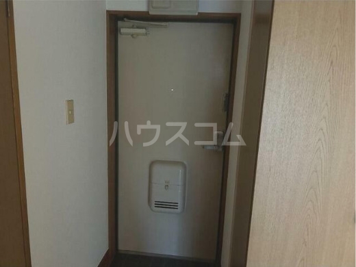 15/22 エントランス