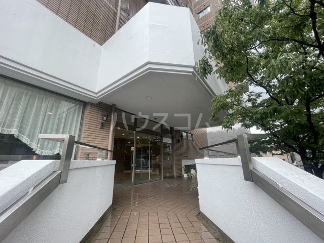 3/4 エントランス
