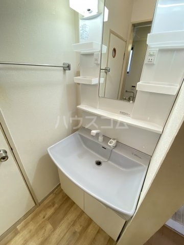 14/28 洗面