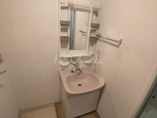 17/30 洗面