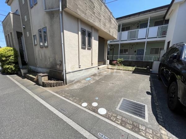 15/26 駐車場