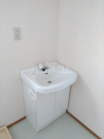 13/18 洗面