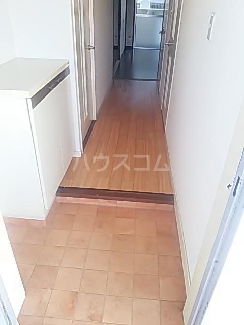 5/13 玄関