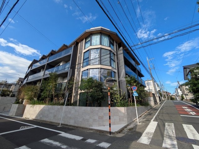 2/23 外観