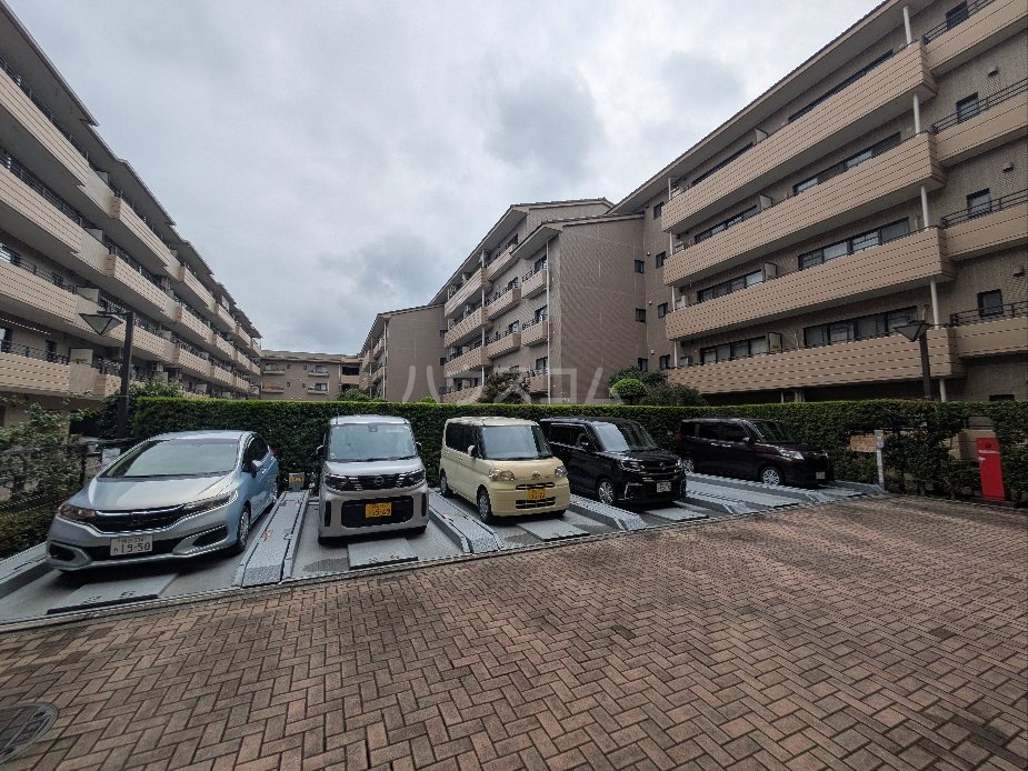 3/5 駐車場