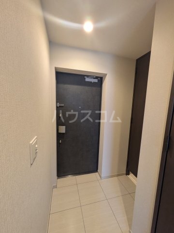 13/30 玄関