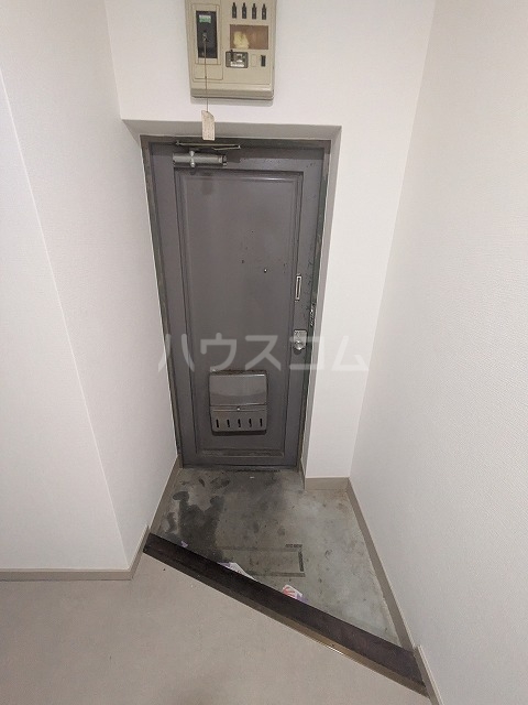 17/30 玄関