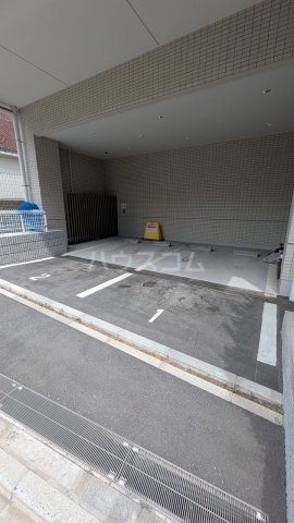 21/30 駐車場