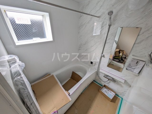 21/30 浴室