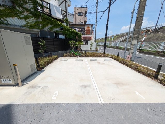 18/20 駐車場