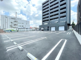 3/7 駐車場