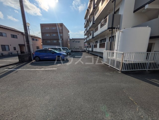 29/30 駐車場