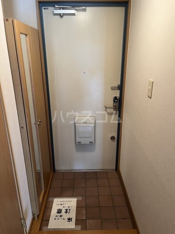 13/30 玄関