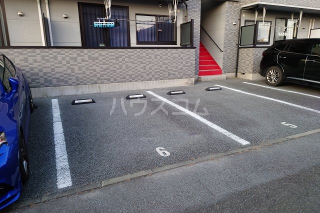 17/21 駐車場