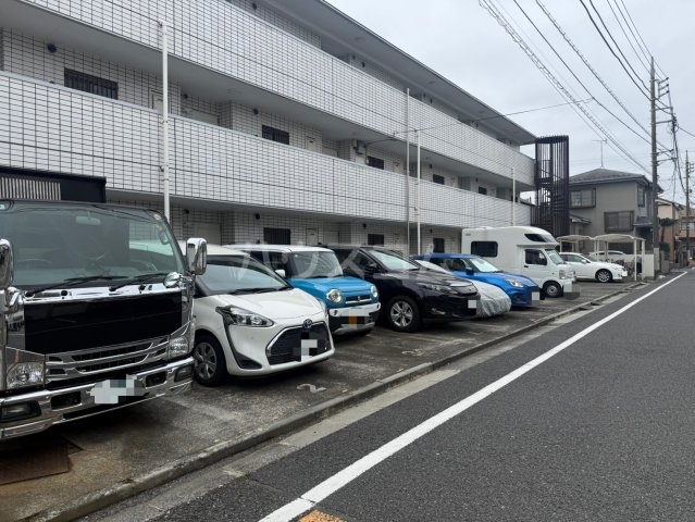 28/29 駐車場