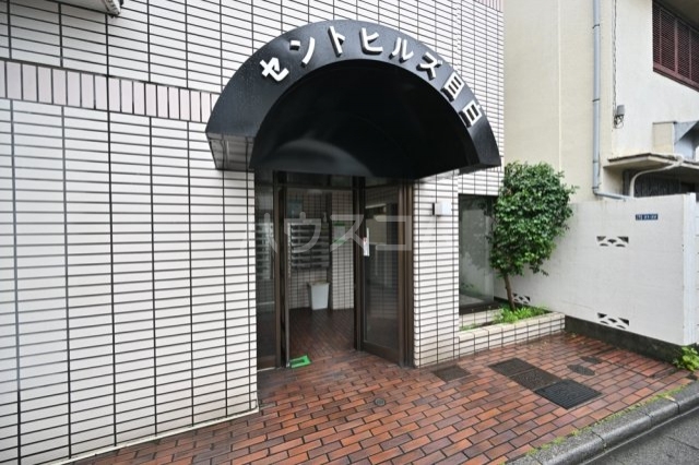 17/21 エントランス