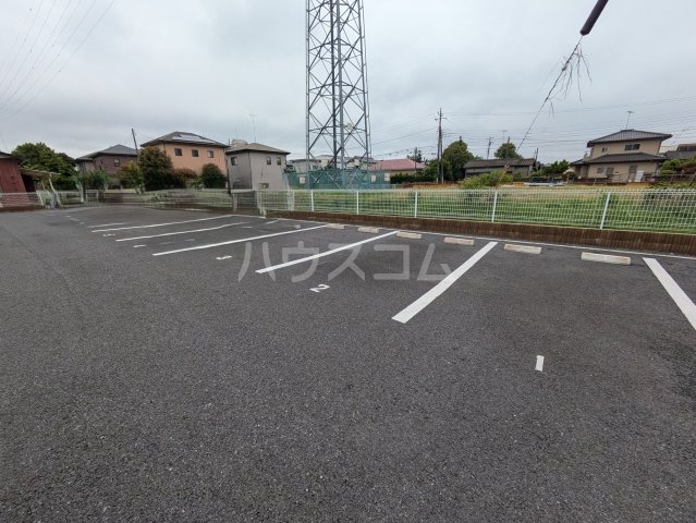 18/19 駐車場
