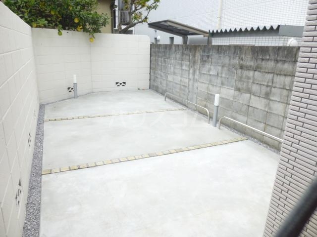 2/12 駐車場