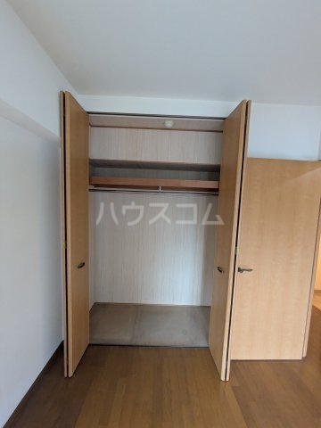 13/30 収納