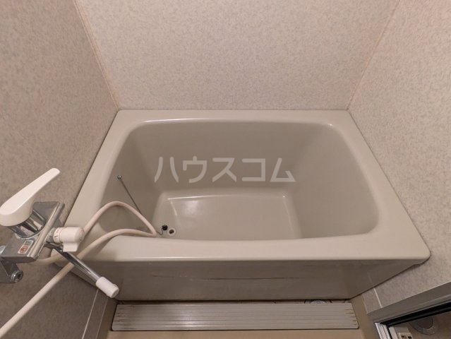 17/30 浴室