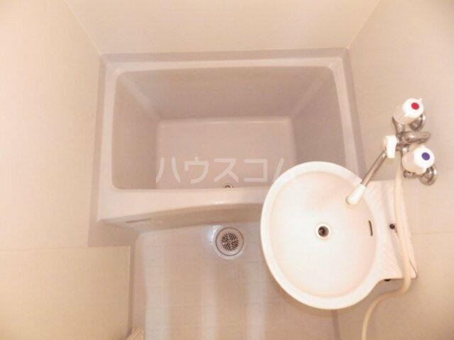 16/25 洗面