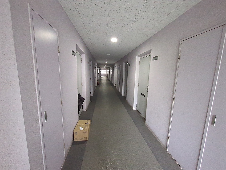 26/30 エントランス