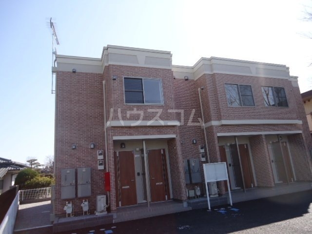 24/30 エントランス