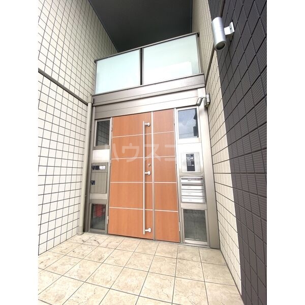 2/11 エントランス