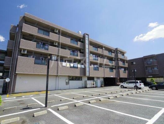2/8 駐車場